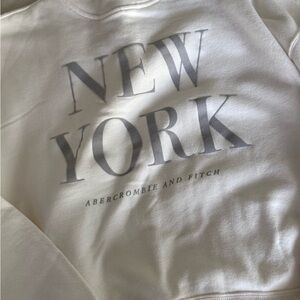 Abercrombie & Fitch Off-White Pullover